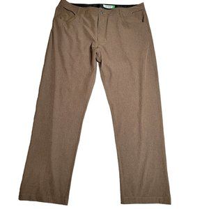 18 Greens Flat-Front Golf Pants Size 38x31 Brown Pockets Stretch